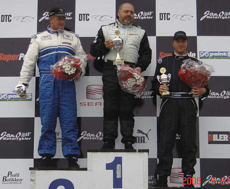 Jens Ole Mathiesen øverst på podiet efter race 2.